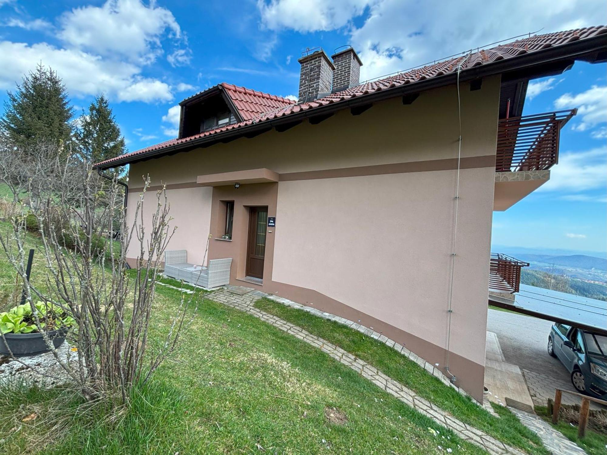 Apartment Panorama Zrece Bagian luar foto