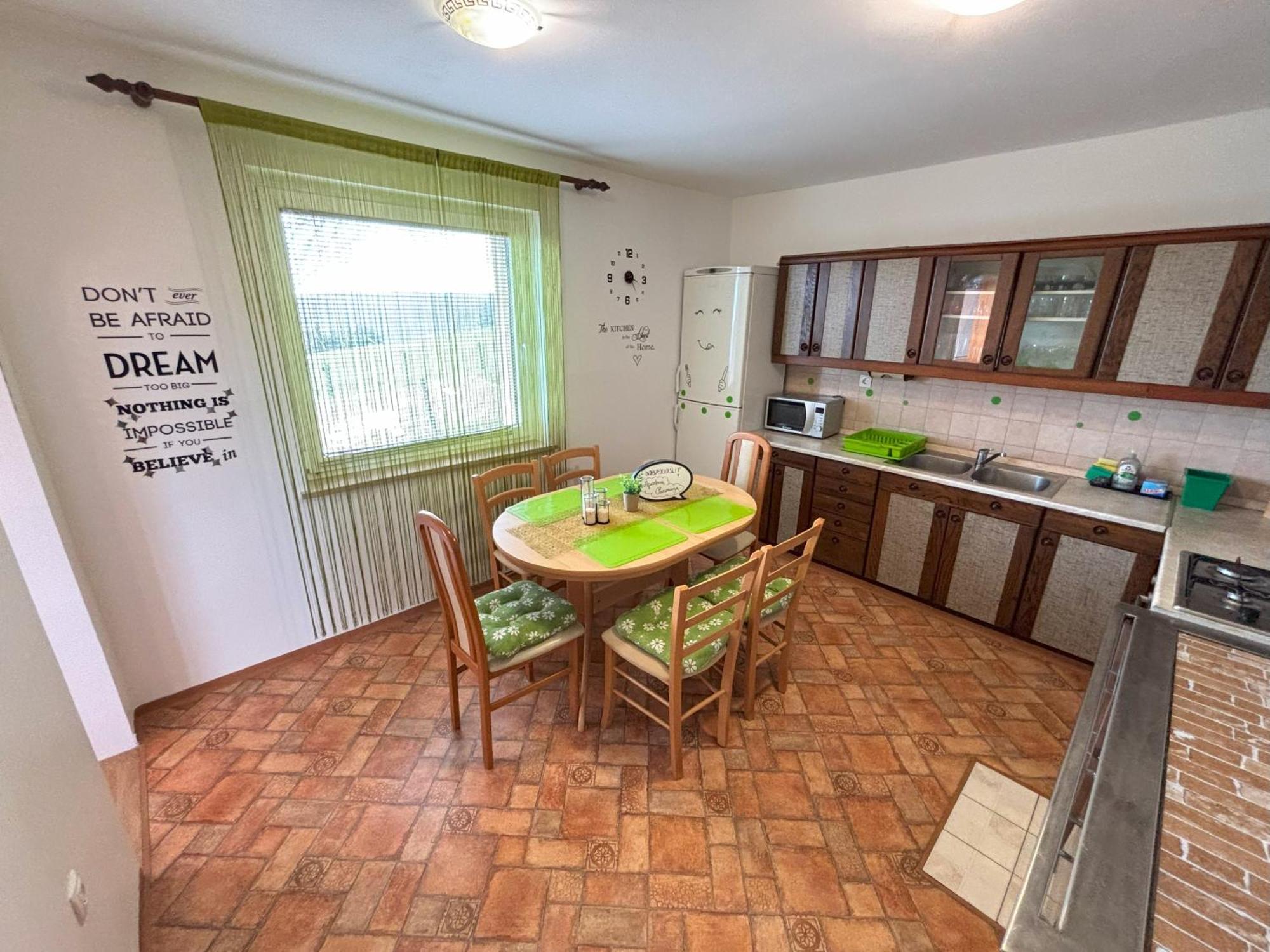 Apartment Panorama Zrece Bagian luar foto